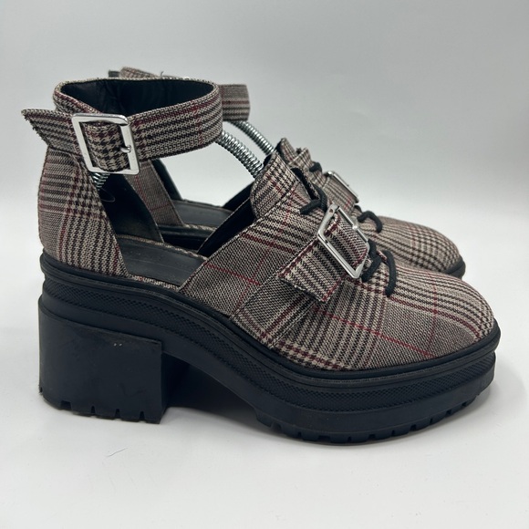 ASOS Plaid Boots Women Size 5 - Picture 1 of 9